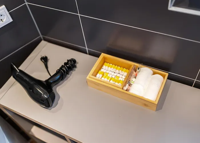 Modern Right In Trendy Agnesviertel * Colonia