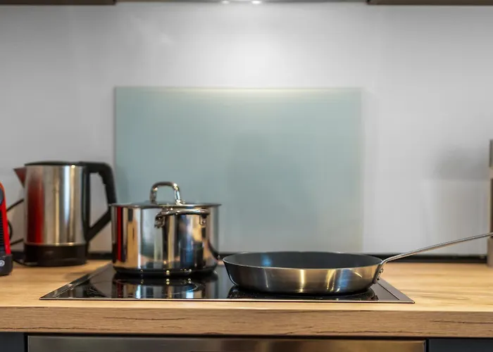 Modern Right In Trendy Agnesviertel Appartamento Colonia